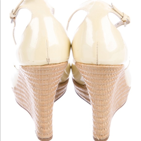 GUCCI Horsebit Accent Patent Leather Wedge Heels with Platform - Picture 3 of 6